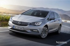 sobarroso_stand_carros_usados_douro_acolhe_apresentao_internacional_da_opel.jpg