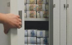 dinheiro-cofre-925x578.jpg dinheiro-cofre-925x578.jpg
