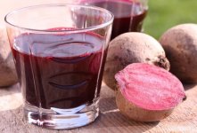 Suco-de-Beterraba-para-o-Treino.jpg Suco-de-Beterraba-para-o-Treino.jpg