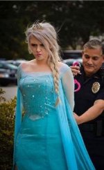 elsa2.jpg elsa2.jpg